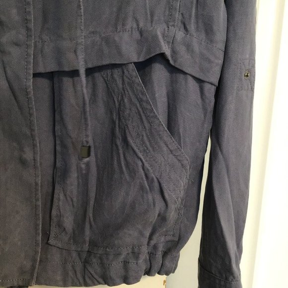 BANANA Republic Bomber Style Jacket - Picture 4 of 9